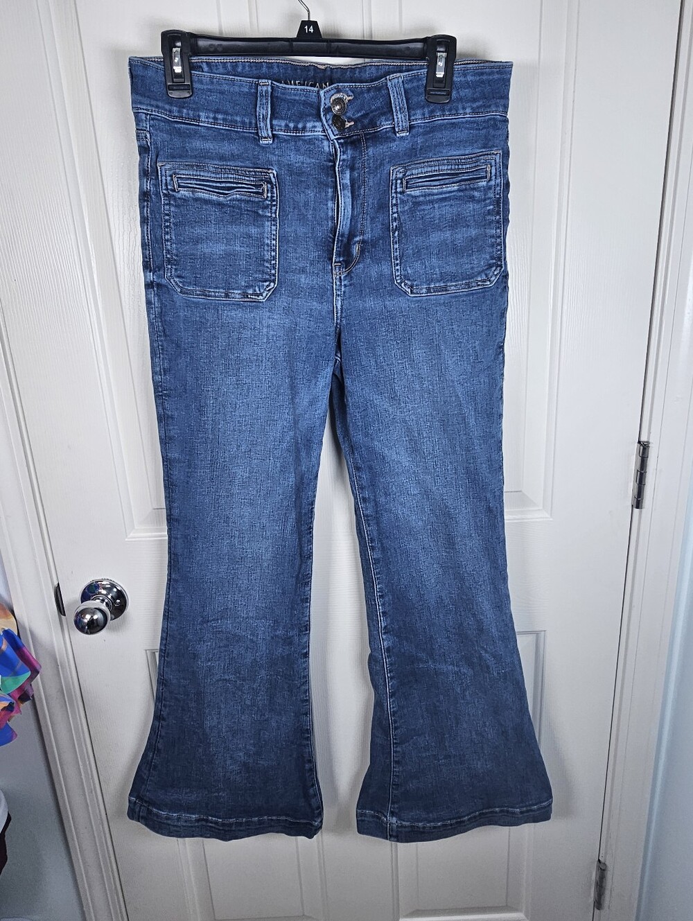American Eagle Outfitters High Rise patch pocket flare jeans Size 14 Stretchy